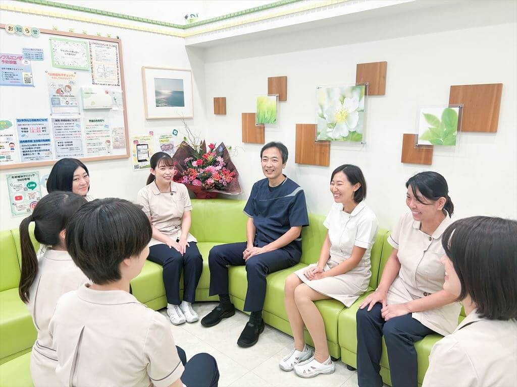 東戸塚の片桐眼科クリニック ミーティングの様子